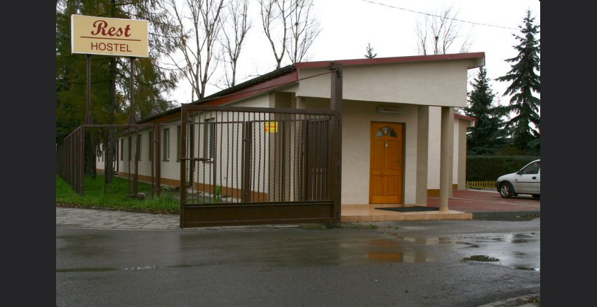 HOSTEL REST